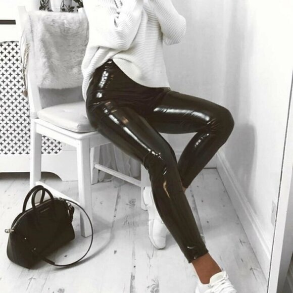 Zara Faux Vinyl Blogger Favorite Black Leggings Pants NWT Size Medium - Picture 7 of 16